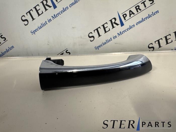 Poignée portière 4portes avant droite d'un Mercedes E-Klas, 3 mois de garantie, Utilisé, -, -