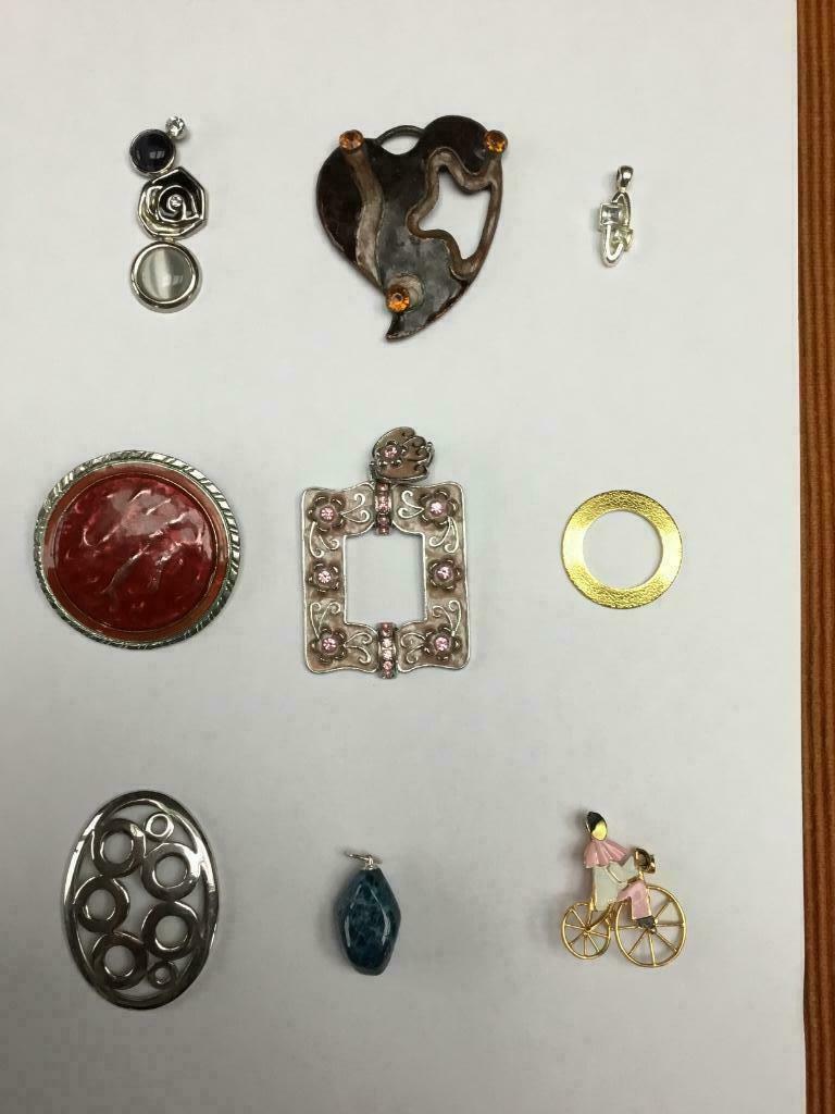 Pendentifs, Enlèvement, Utilisé, Noir