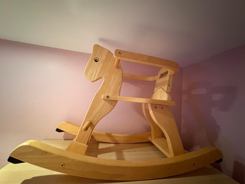 Cheval à bascule en bois, Enfants & Bébés, Enlèvement, Comme neuf