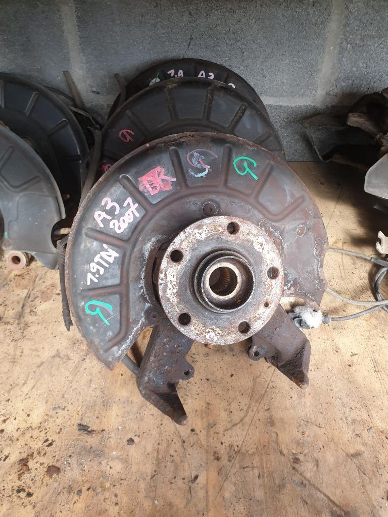 Moyeu fusée avant AUDI A3 8P 1.9 TDI 2007 roulement de roue, Enlèvement, Audi