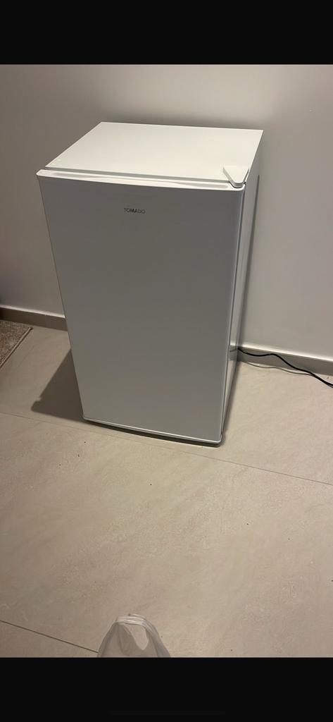 Tomado tafelkoelkast, Elektronische apparatuur, Ophalen