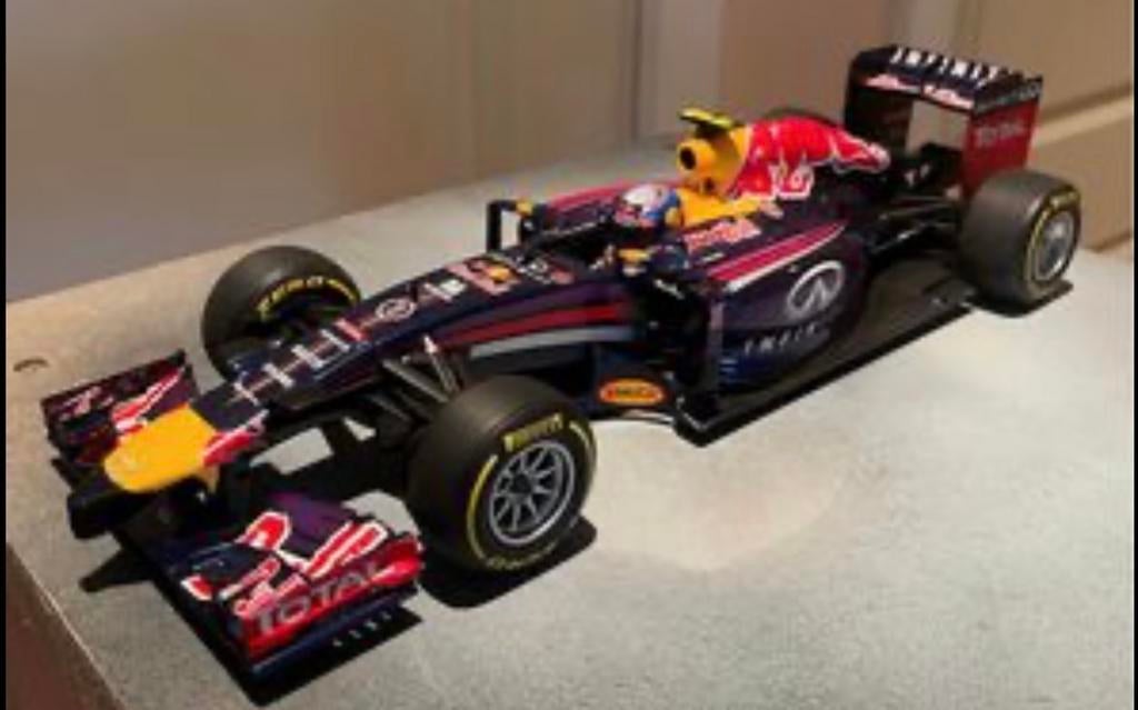 Voiture RED BULL INFINITY échelle 1/18, Neuf, Voiture, Autres marques