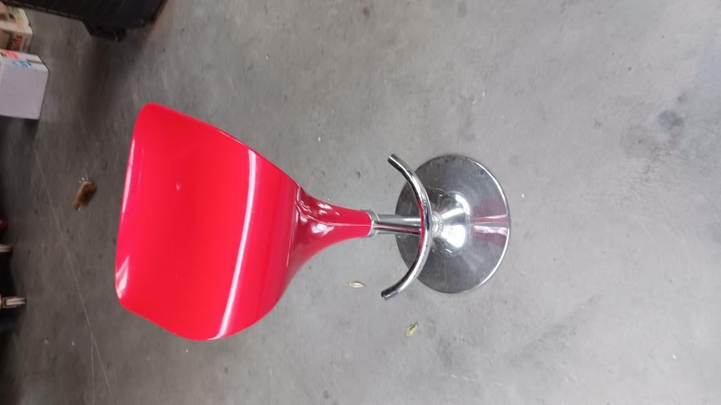 BARKRUK. Felrood. Design. Spotprijs., Ophalen, Zo goed als nieuw