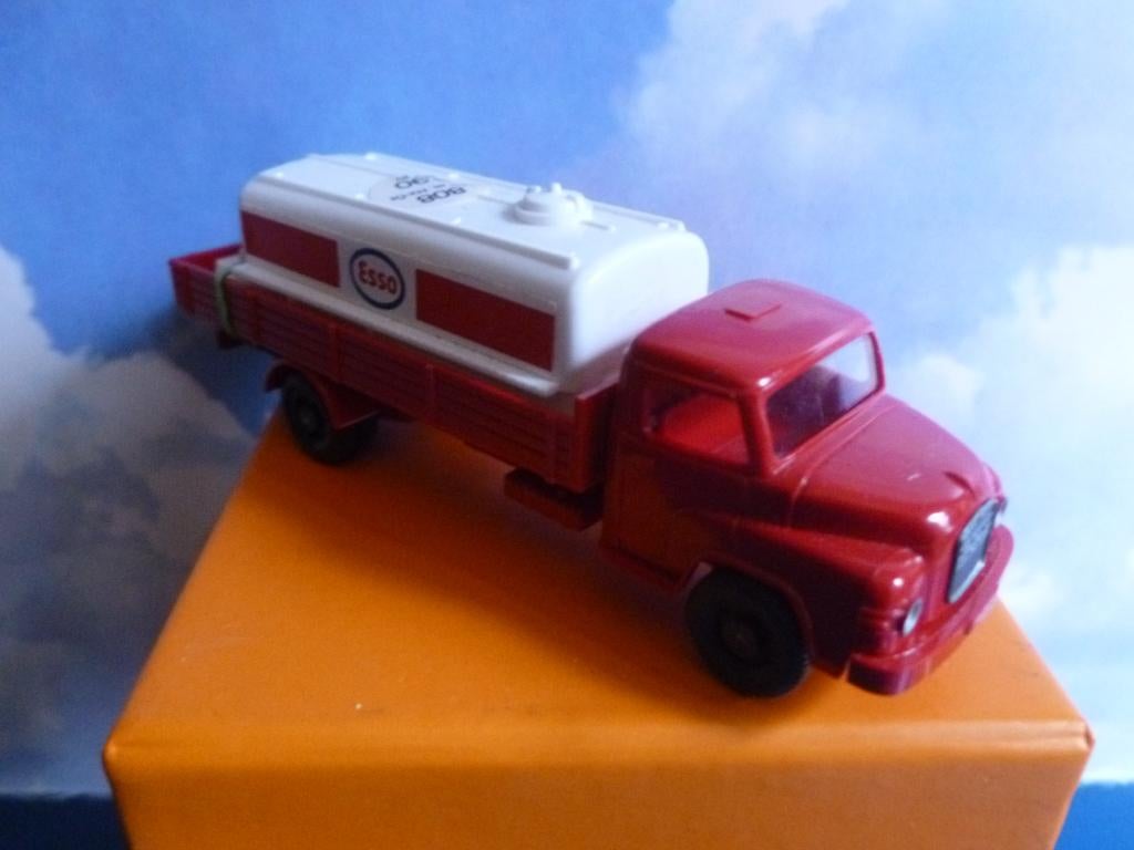 Camion MAN Citerne ESSO 1/87 HO WIKING Made in Germany Neuf, Enlèvement ou Envoi, Neuf, Bus ou Camion, Wiking
