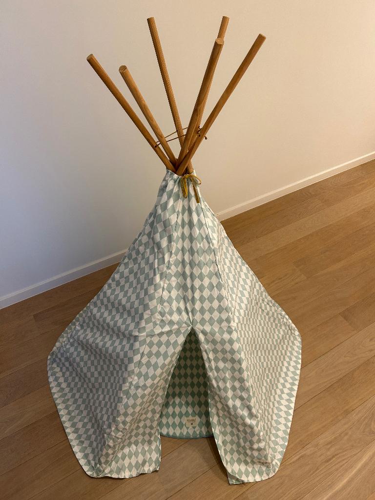 Tipi Nobodinoz - speeltent, Ophalen, Gebruikt
