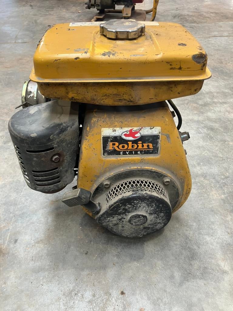 Robin benzine motor, Ophalen