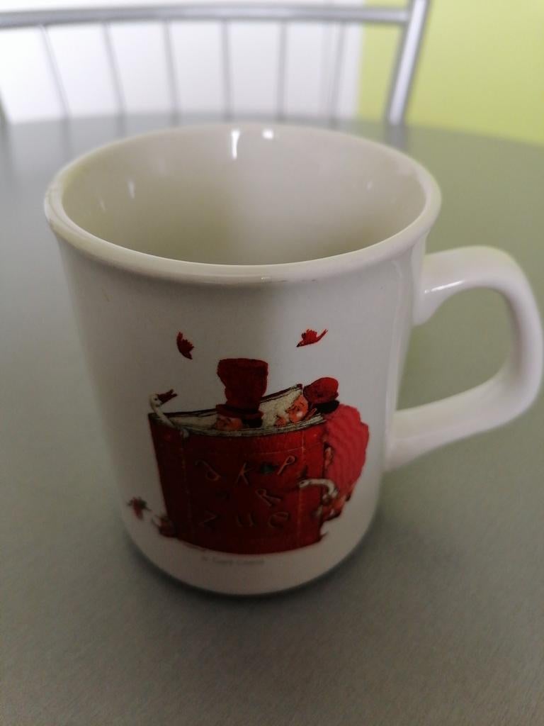 1 koffietas boekafbeelding, Enlèvement ou Envoi, Comme neuf