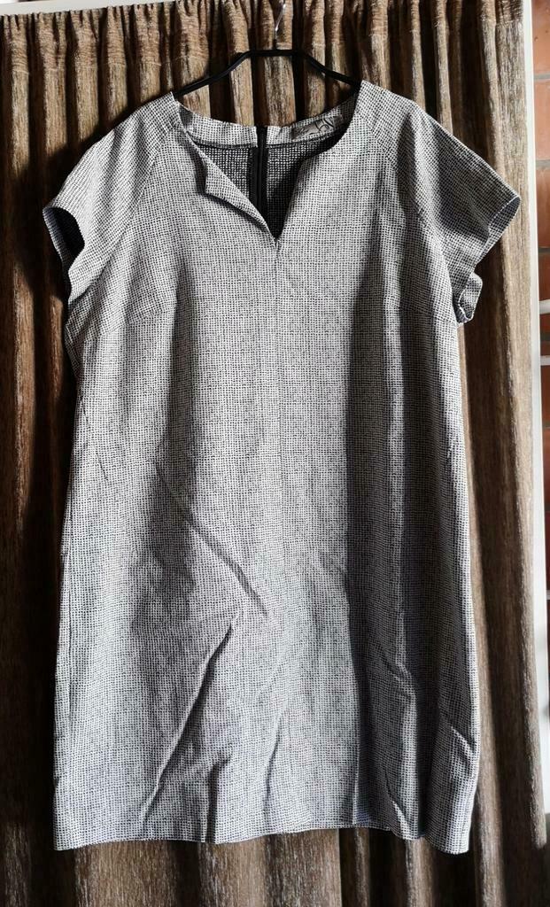 Kleedje - zwart-wit, Overige kleuren, Maat 46/48 (XL) of groter, Ophalen of Verzenden, Gedragen