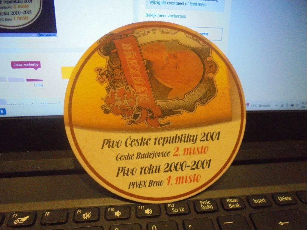 Pivo Ceske, Ophalen of Verzenden, Zo goed als nieuw, Viltje(s)
