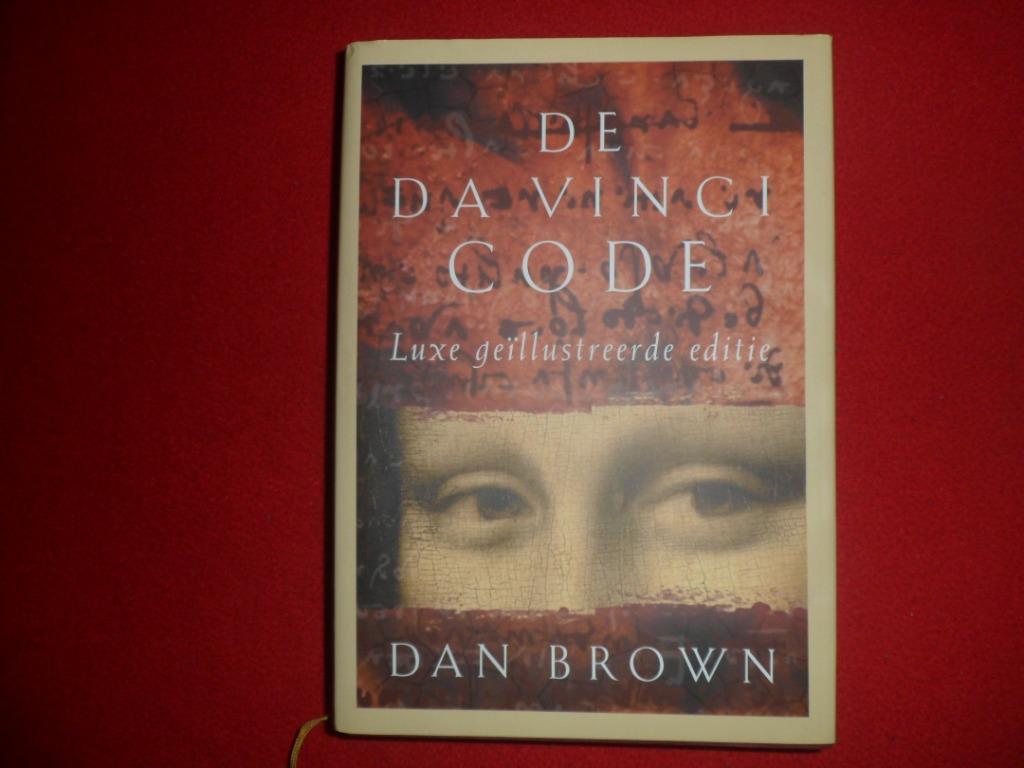 Dan Brown: De Da Vinci Code (Luxe geïllustreerde editie), Boeken, Gelezen, Ophalen of Verzenden, Nederland, Dan Brown