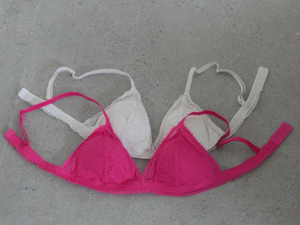 2 triangel bralettes Hunkemöller 75C, Kleding | Dames, Hunkemöller, Ophalen of Verzenden, Wit, BH