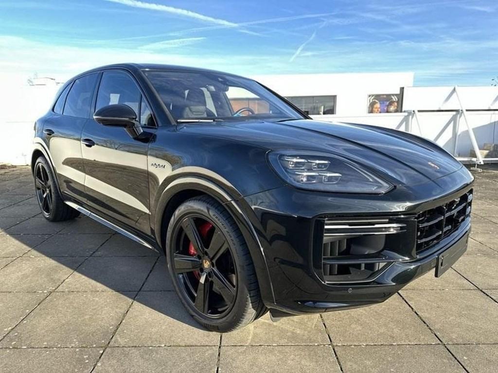Porsche Cayenne 571kW 6000km 2025, Auto's, Automaat, Cayenne, Zwart, Bedrijf