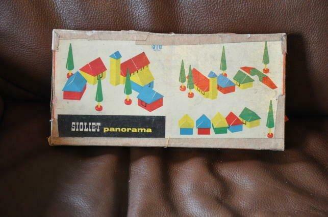 ancien jeu de cube en bois coloré