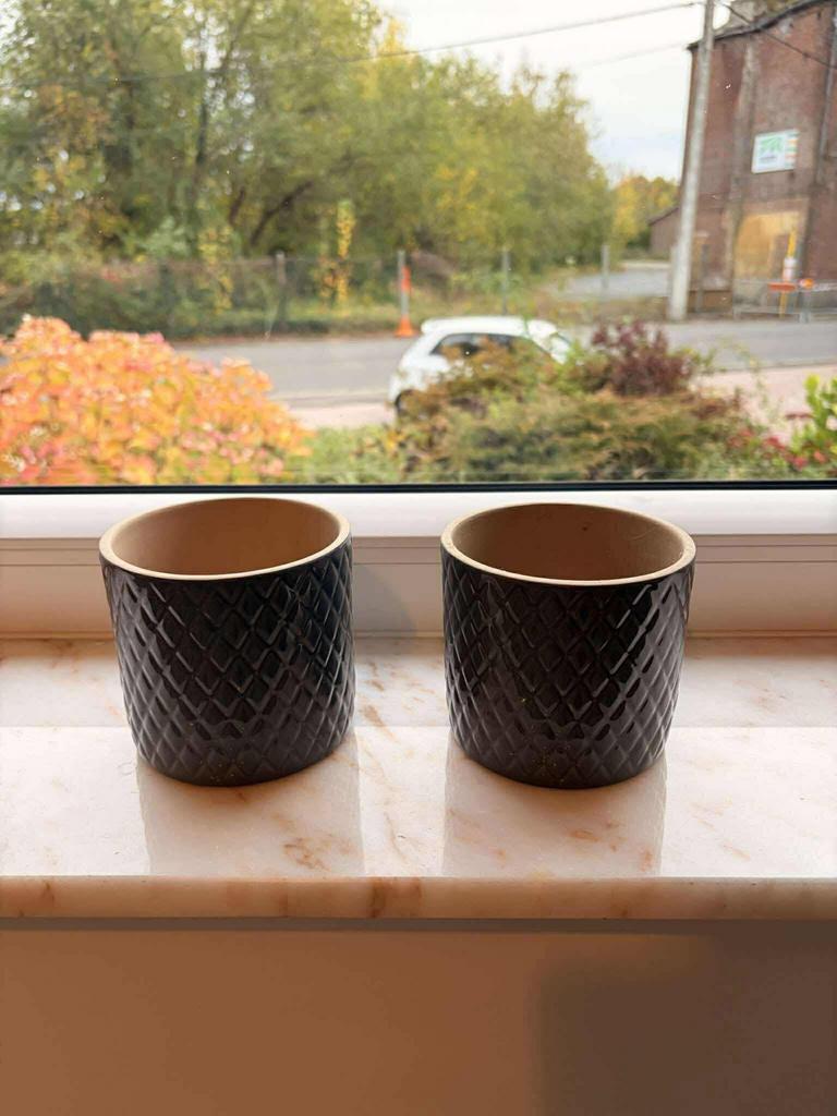 Set van twee IKEA pottenbakken van aardewerk, Ophalen of Verzenden, Zo goed als nieuw, Aardewerk, Binnen