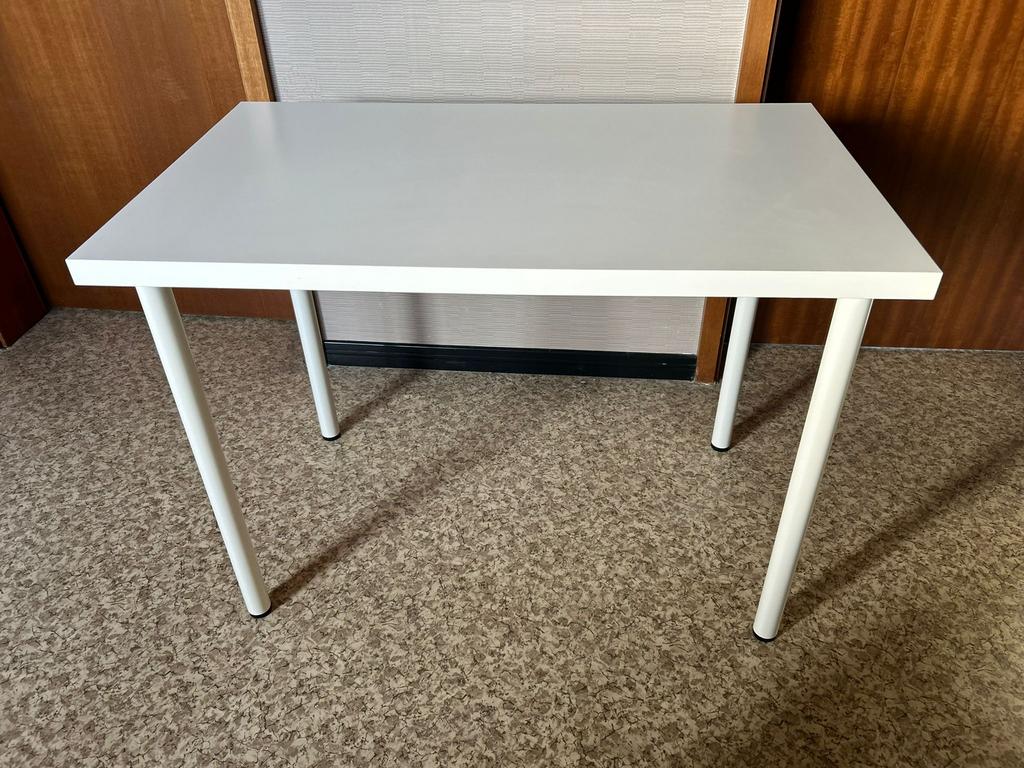 Bureau blanc IKEA a vendre a 20€, Enlèvement, Neuf