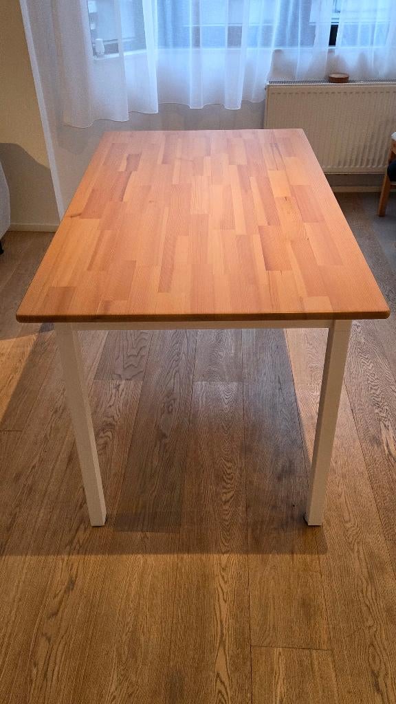 Table, light brown stained/white stained, 125x75 cm, 100 à 150 cm, Quatre personnes, 100 à 150 cm, Enlèvement