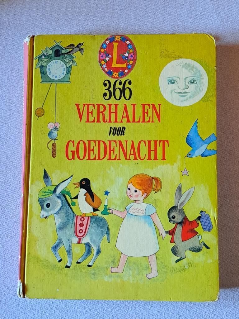 366 verhalen voor goedenacht, Boeken, Kinderboeken | Jeugd | onder 10 jaar, Ophalen of Verzenden