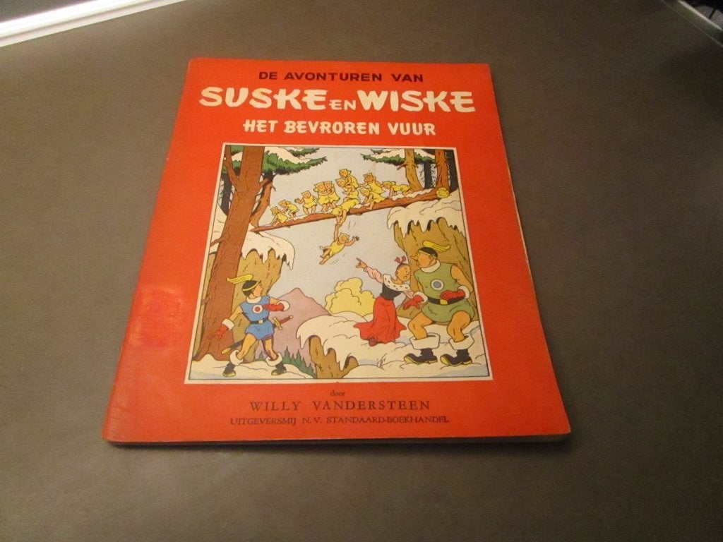 Sus en Wis - Het bevroren vuur - 1952 - 1e druk, Boeken, Gelezen, Willy Vandersteen, Eén stripboek, Ophalen of Verzenden