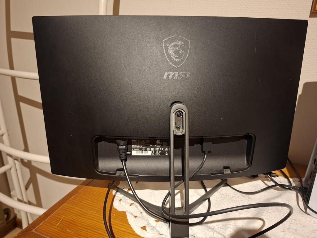 Msi game scherm curved, Enlèvement