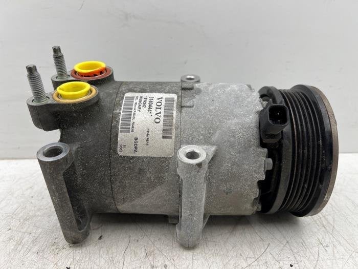 Pompe clim d'un Volvo V40, -, 3 mois de garantie, -, -