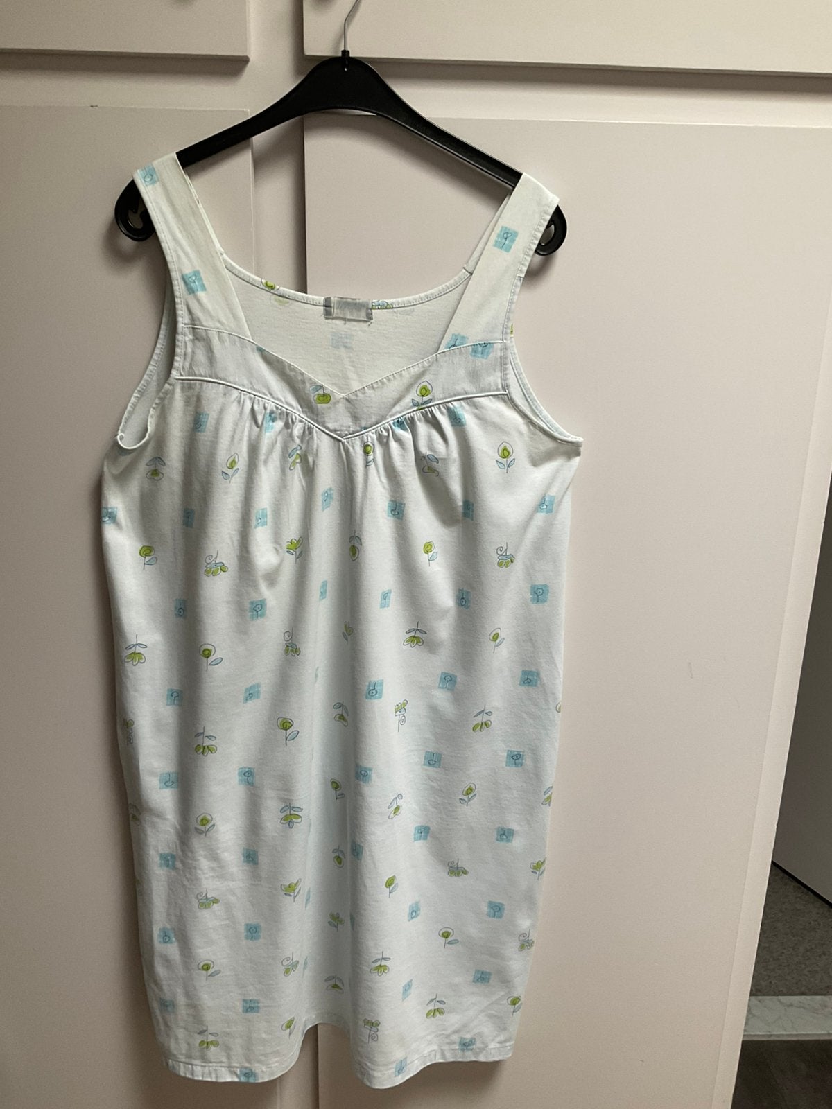 Nachtkleed maat 46/48, Kleding | Dames, Pyjama's, Ophalen of Verzenden, Zo goed als nieuw, Maat 46/48 (XL) of groter