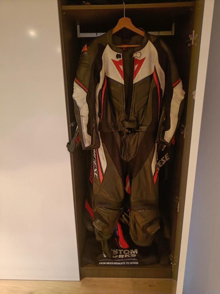 Dainese dames motorpak op maat gemaakt rond 46, Motoren, Kleding | Motorkleding, Ophalen, Dames