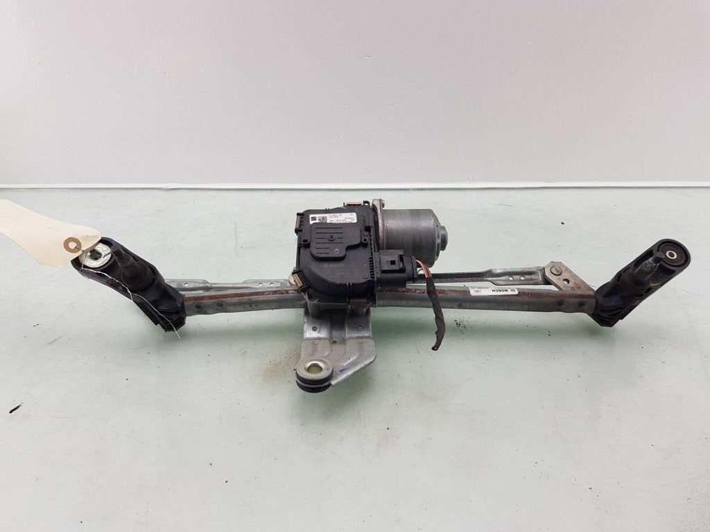 MOTEUR + TRINGLERIE ESSUIE GLACE AVANT Cupra Formentor, Robert Bosch AG, Utilisé, Seat, Robert-Bosch-Allee 1
74232  Abstatt, DE