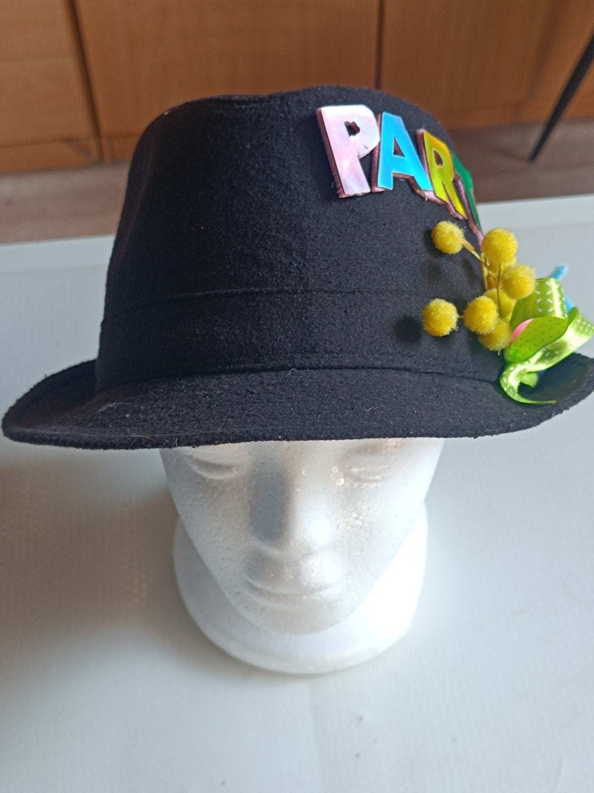 chapeau pour le carnaval, Vêtements | Femmes, Enlèvement, Comme neuf, Accessoires