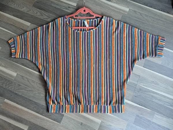 Miss Etam, veelkleurige blouse, L/XL, vleermuismouwen, Taille 42/44 (L), Enlèvement ou Envoi, Comme neuf, Multicolore