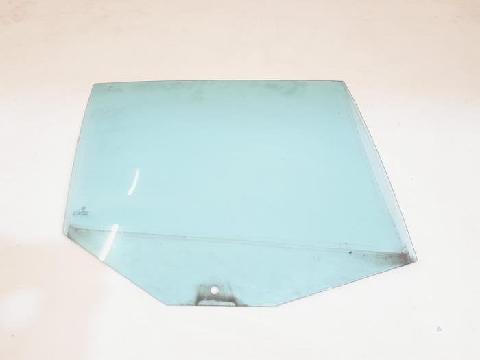 Vitre portière 4portes arrière droite d'un Volkswagen Golf, Autos : Pièces & Accessoires, Volkswagen, -, 3 mois de garantie, Utilisé