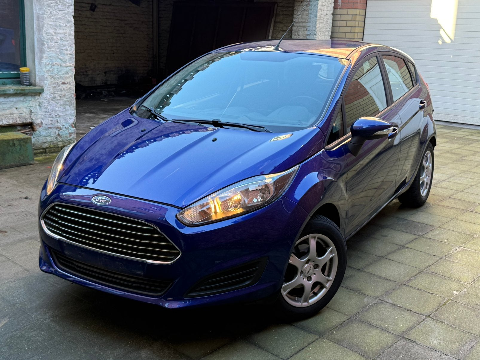 Ford Fiesta 1.0i Essence Euro5 12/2013 5 Portes Clim Jantes, Euro 5, Achat, 998 cm³, Entreprise