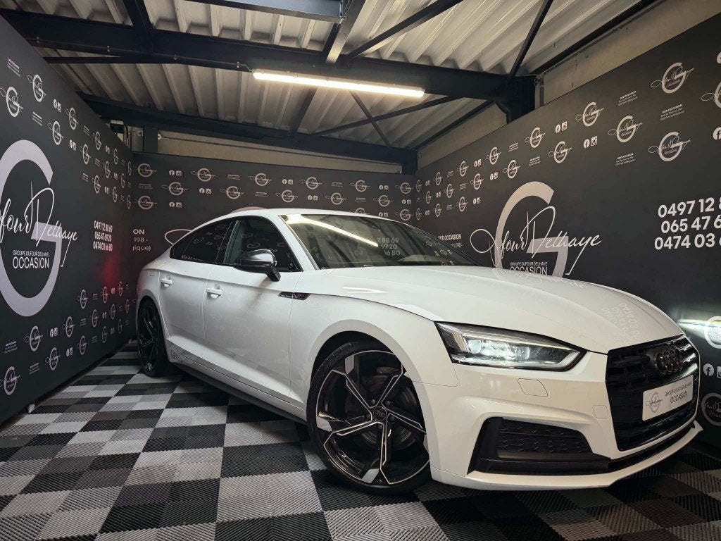 audi a5, 4 zetels, 4 cilinders, 1984 cc, Leder en Stof