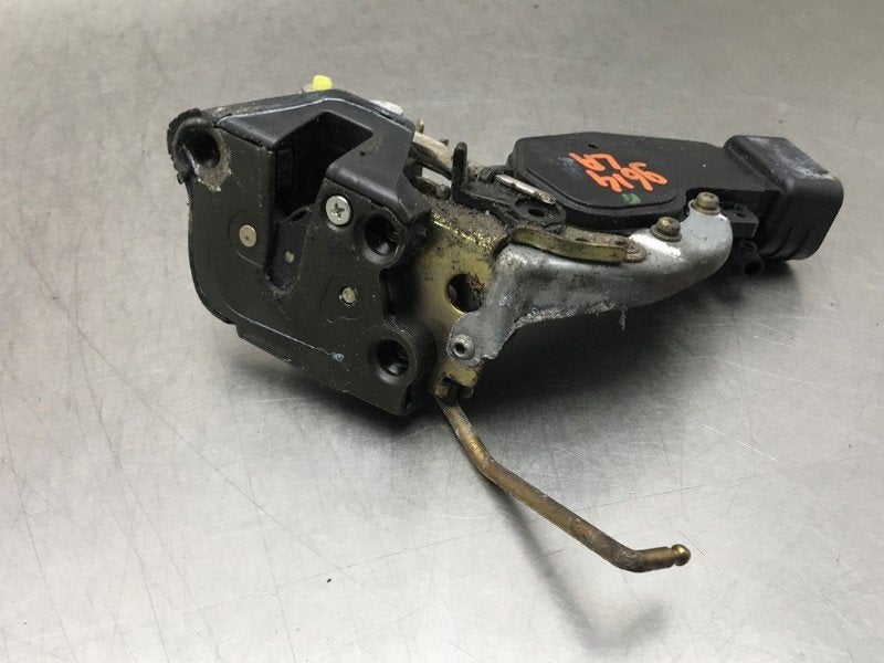 SERRURE DE PORTE RODS ARRIÈRE GAUCHE Suzuki, Utilisé, Suzuki