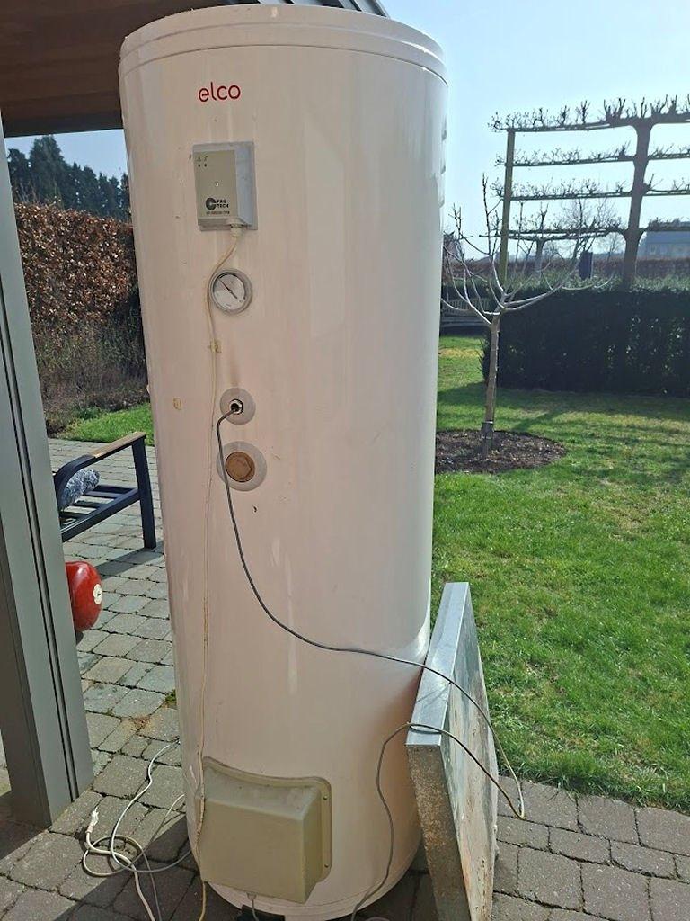 Elco Zonneboiler 300L + 30 Vacuümbuizen, Doe-het-zelf en Bouw, Chauffageketels en Boilers, Gebruikt, Boiler, 100 liter of meer