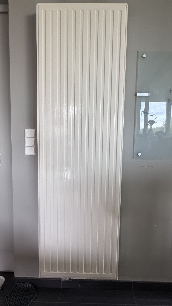 Radiator merk Radson met thermostatische kraan, Bricolage & Construction, 800 watts ou plus, Enlèvement, Utilisé, Radiateur