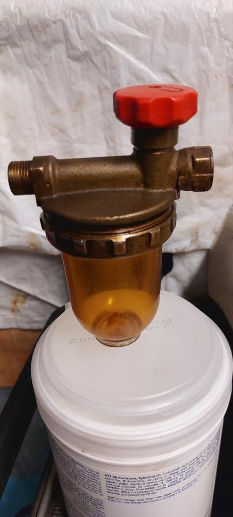 Filtre à mazout pour chaudière sol., Enlèvement, Utilisé, Radiateur