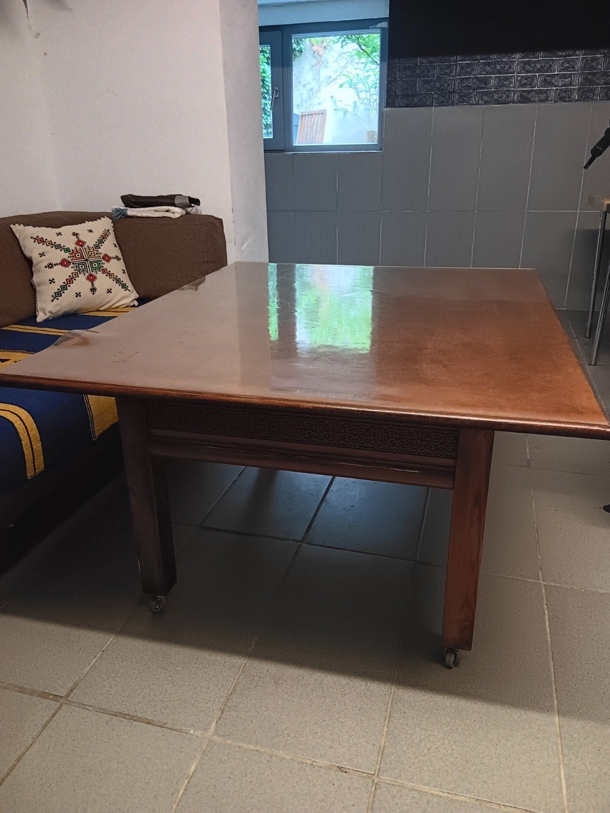 Tijdloze marokkaanse eettafel, Enlèvement