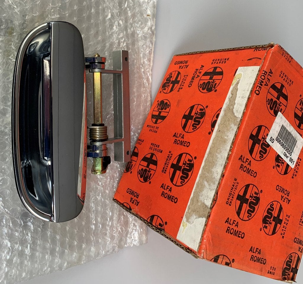 Alfa Romeo 166 _ deurkruk links achter _ 60609555, Deur, Nieuw, Ophalen of Verzenden, Alfa Romeo