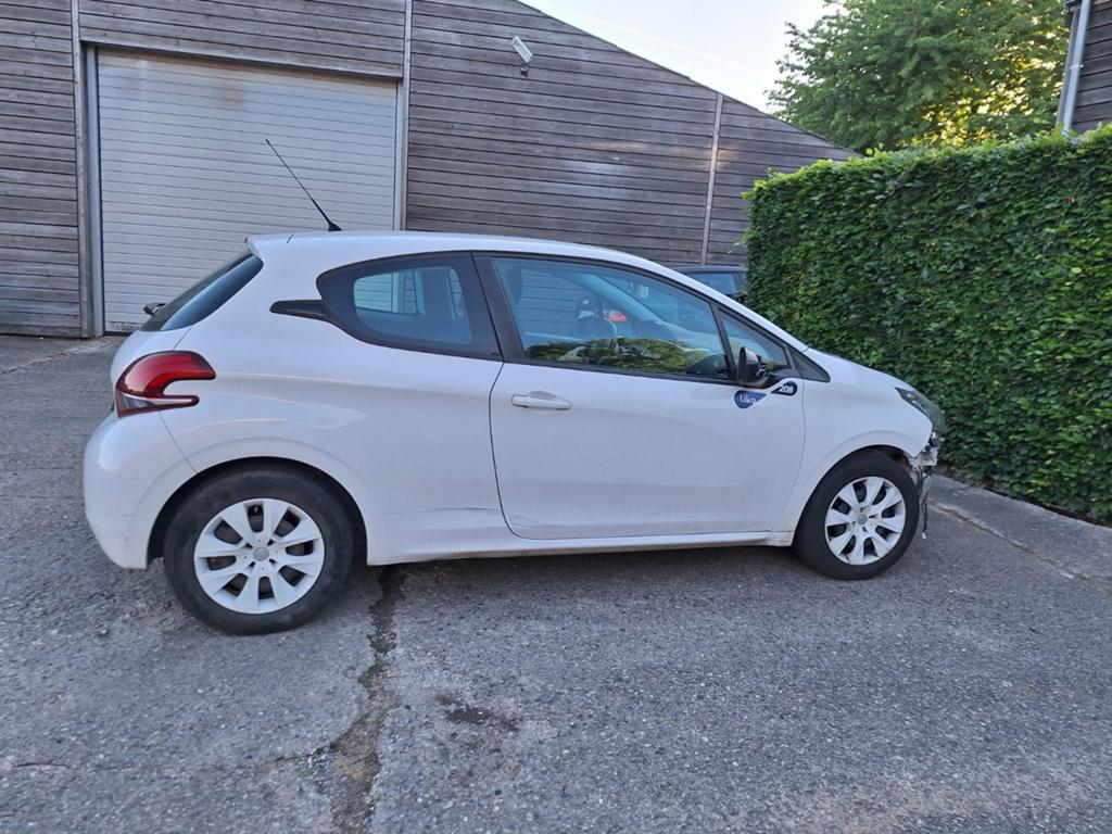 Peugeot 208 A REPARER, Achat, Particulier, ABS, Essence