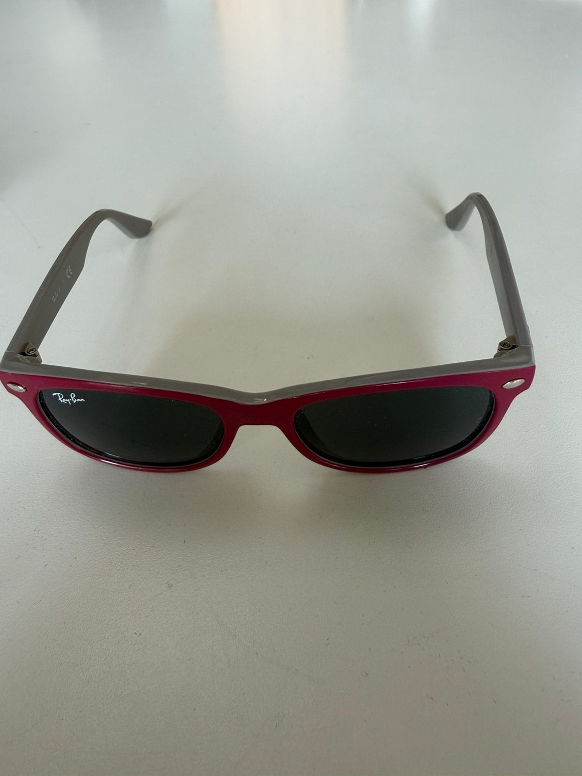 Originele Ray-Ban Junior zonnebril RJ9052S incl. etui, Handtassen en Accessoires, Zonnebrillen en Brillen | Dames, Zo goed als nieuw