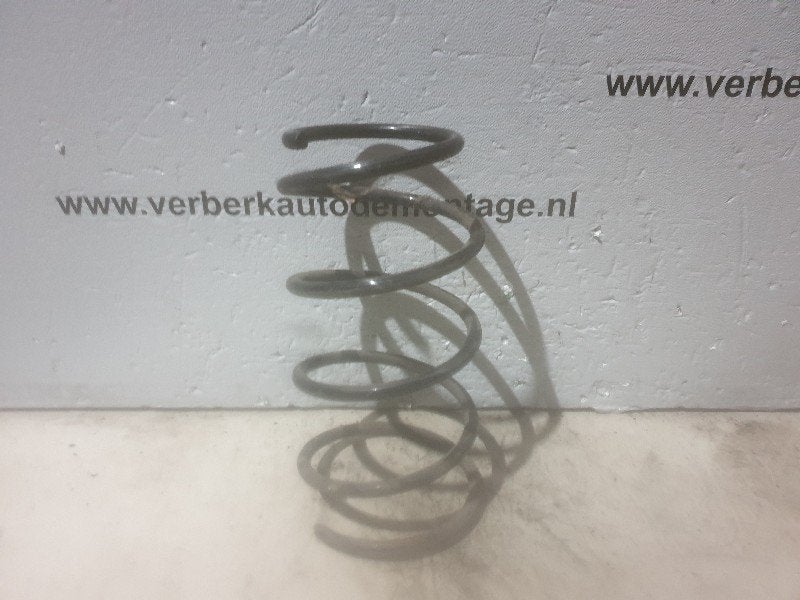 RESSORT DE SUSPENSION AVANT BMW 3 serie Touring (E36 / 3), Utilisé, BMW, Petuelring 130
80809  München, DE, Bayerische Motoren Werke AG