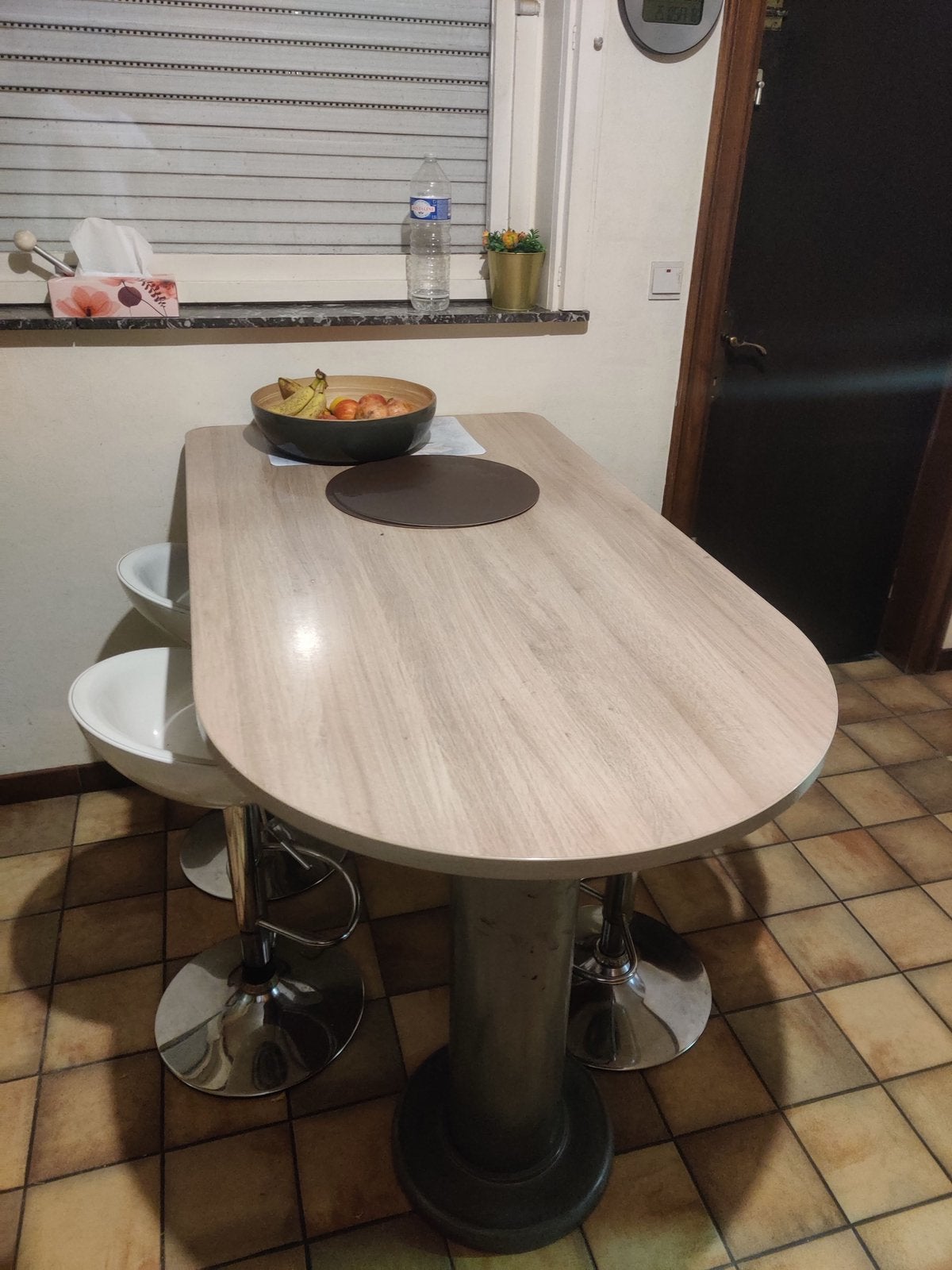 table de cuisine, 150 à 200 cm, Comme neuf, Enlèvement, 50 à 100 cm