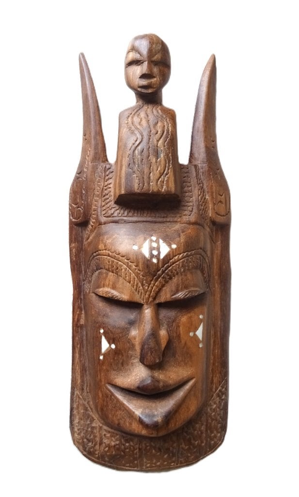 Afrique grand masque mural sculpté main, belle marqueterie, Antiquités & Art, Enlèvement ou Envoi, Brun, 46 cm, À accrocher