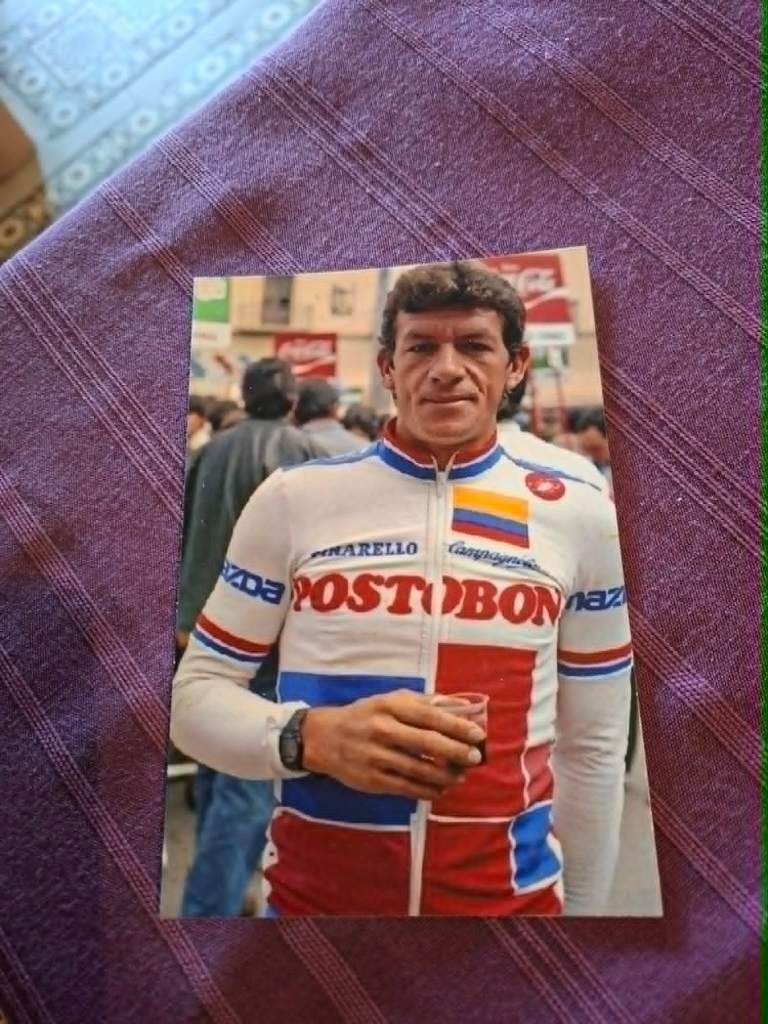 Foto (Repro) Rogelio Arango Escobar / Postobon, Verzamelen, Sportartikelen en Voetbal, Ophalen of Verzenden, Zo goed als nieuw