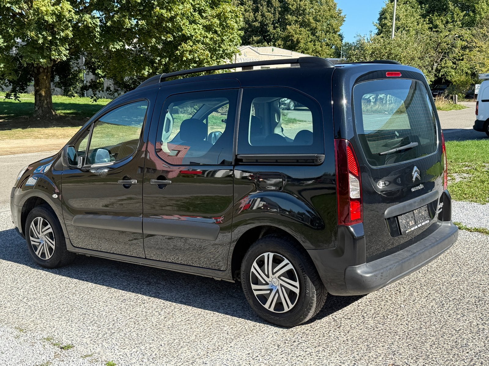 Citroën Berlingo 1.6hdi Multispace 2015, Voorwielaandrijving, Zwart, 1560 cc, 55 kW