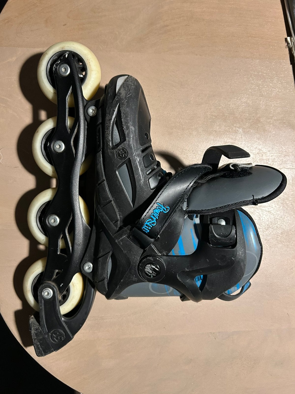 Inline skates Powerline (37-40) met tas, Sport en Fitness, Ophalen, Gebruikt, Kinderen, Inline skates 4 wielen