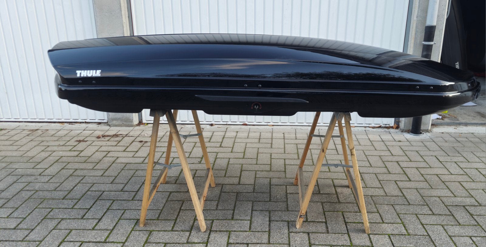 dakkoffer thule dynamic 900, Enlèvement