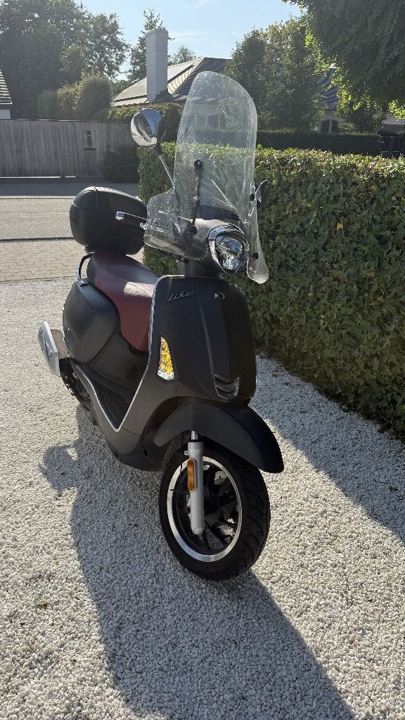 Kymco Like 125 Special Edition met GPS | Slechts 2.000 km, Fietsen en Brommers, Ophalen, Gebruikt, 125 cc, Klasse B (45 km/u)