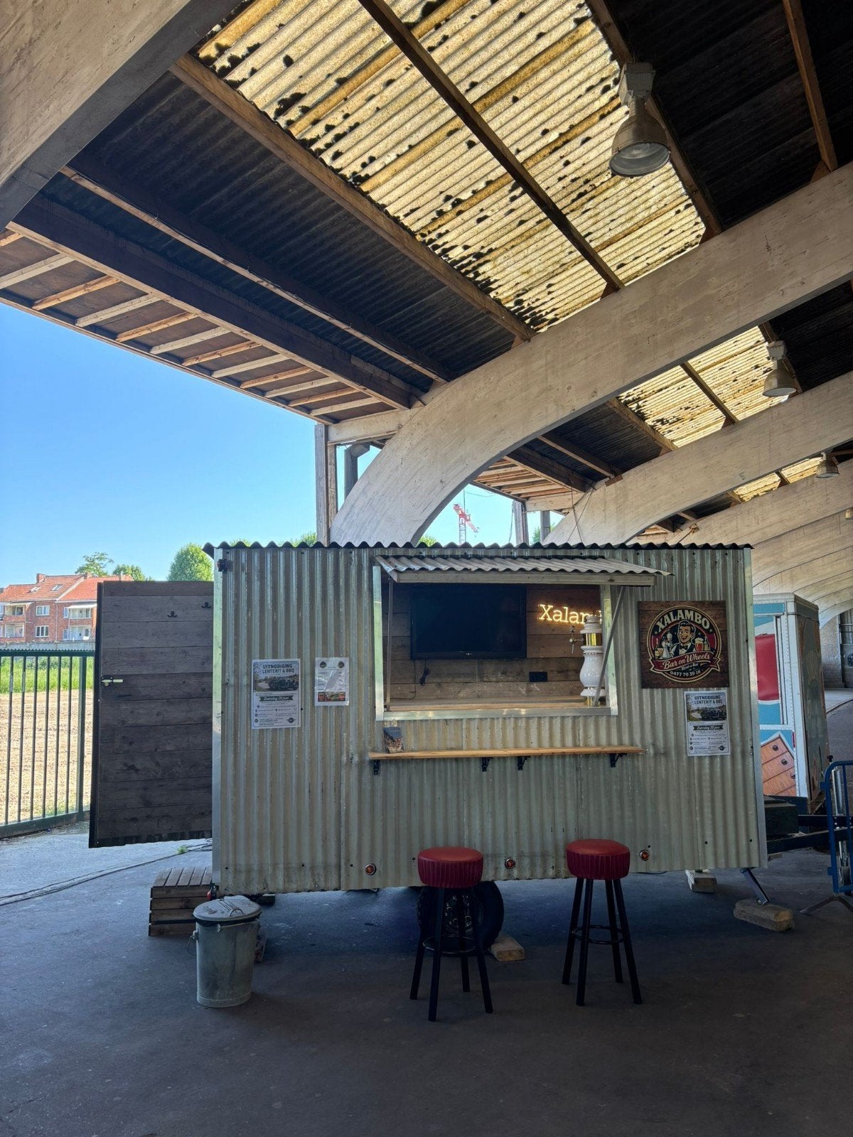Foodtruck/Bar te koop, Ophalen