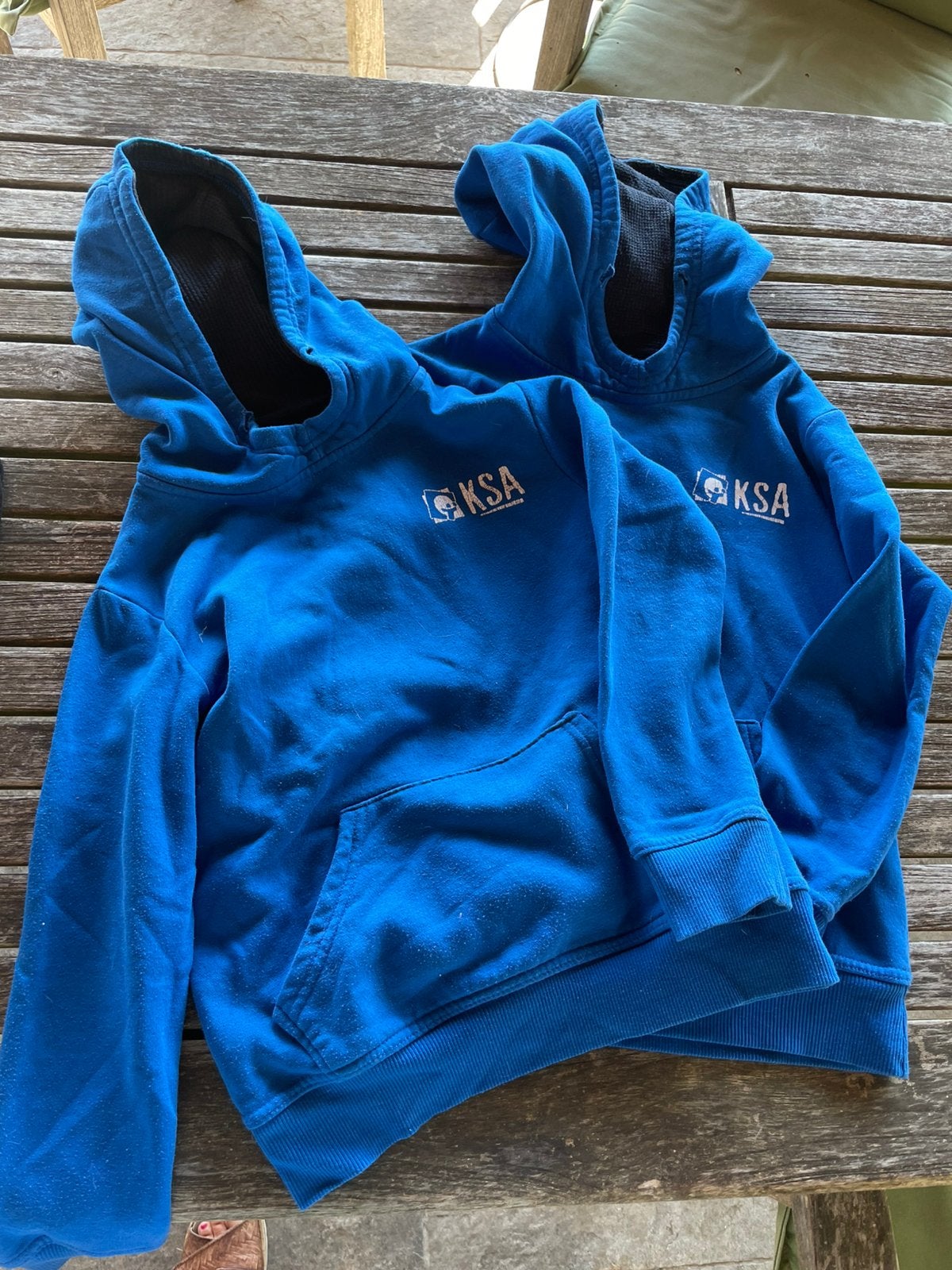 2 x blauwe hoodie KSA 10 jaar, Kinderen en Baby's, Ophalen, Gebruikt, Jongen of Meisje, Trui of Vest